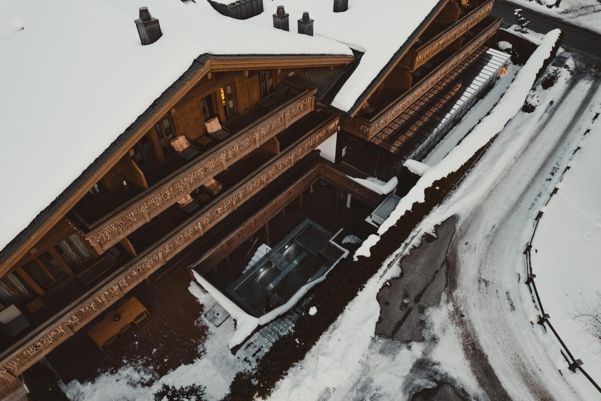 Ultima Hotel Gstaad Luaran gambar